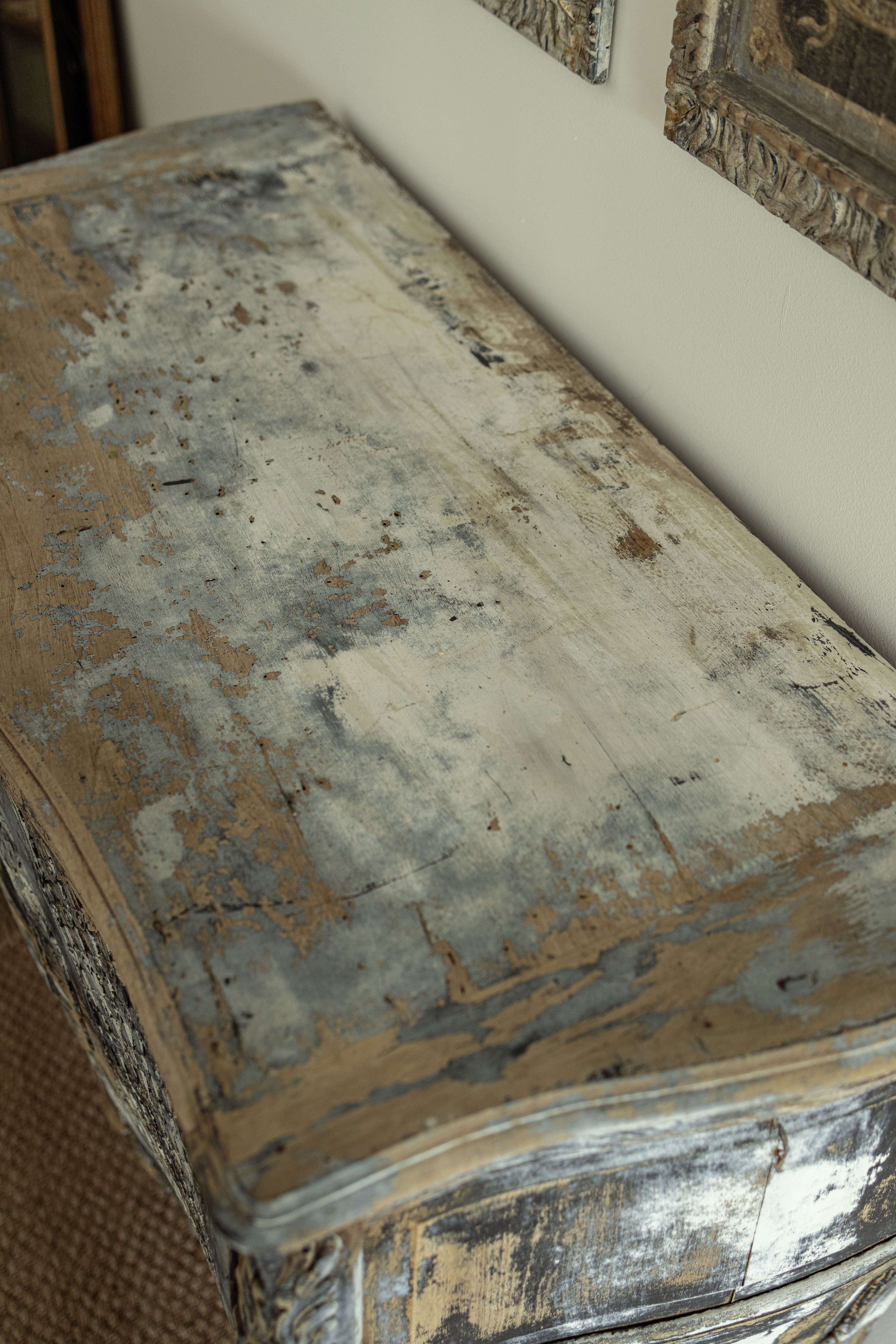 18th-Century Italian Rococo Commode with Original Painted Finish