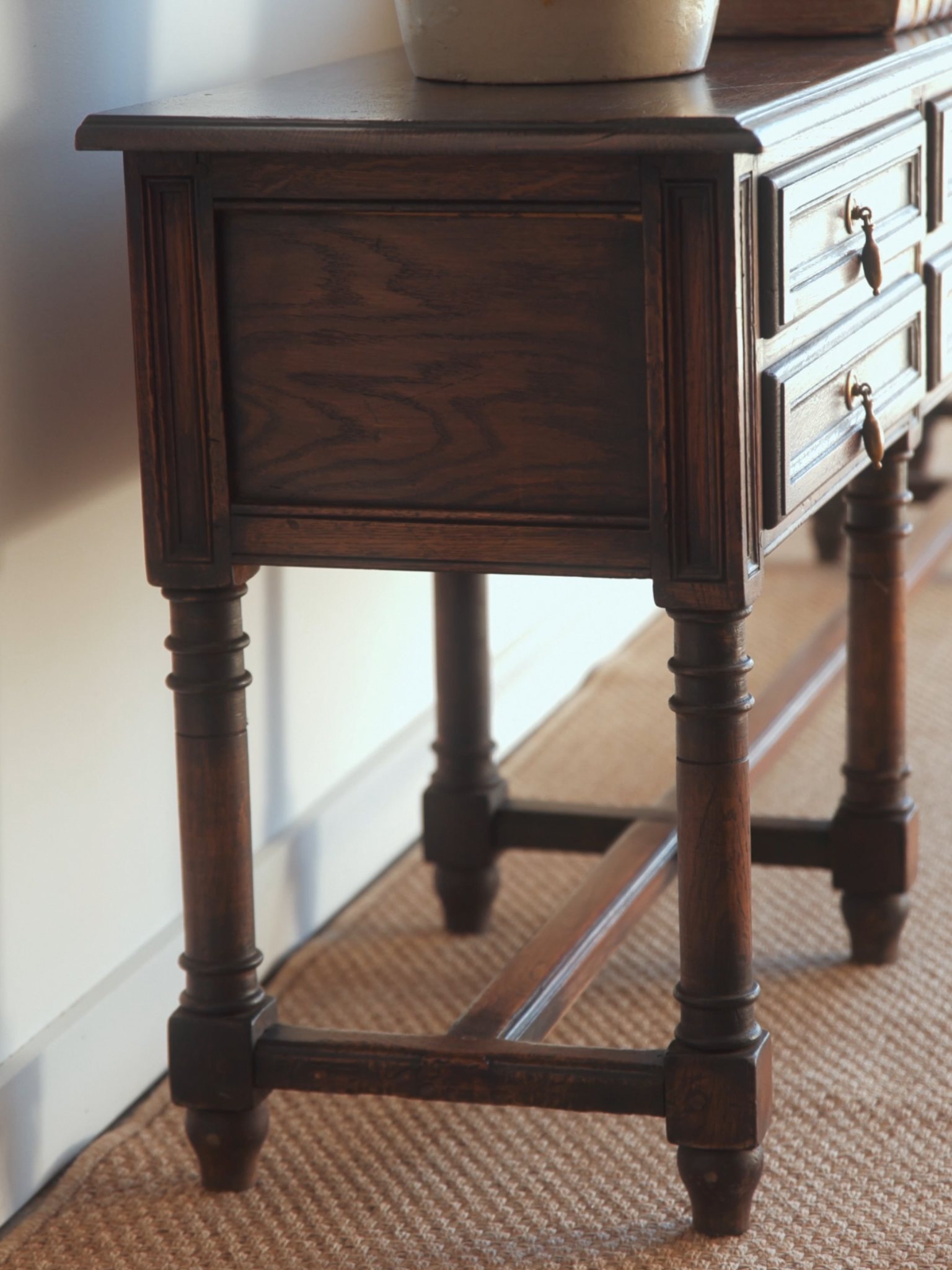 Early 20th-Century English Oak Console Table With Drawers