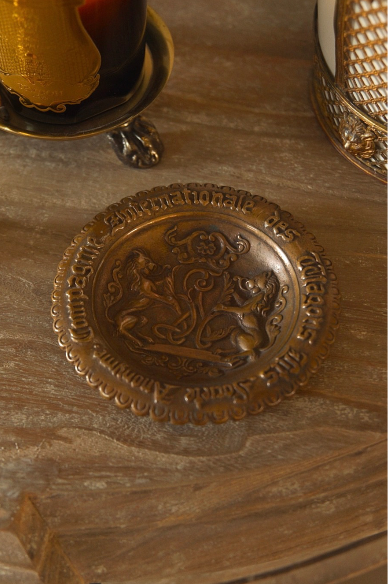 French Wagons-Lits Commemorative Dish in Bronze Finish, Celebrating the Compagnie Internationale des Wagons-Lits, 1981