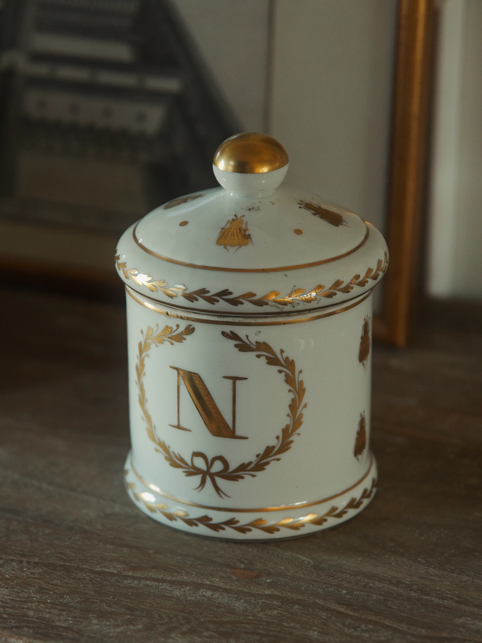 19th-Century French Porcelain Napoleon Cachepot