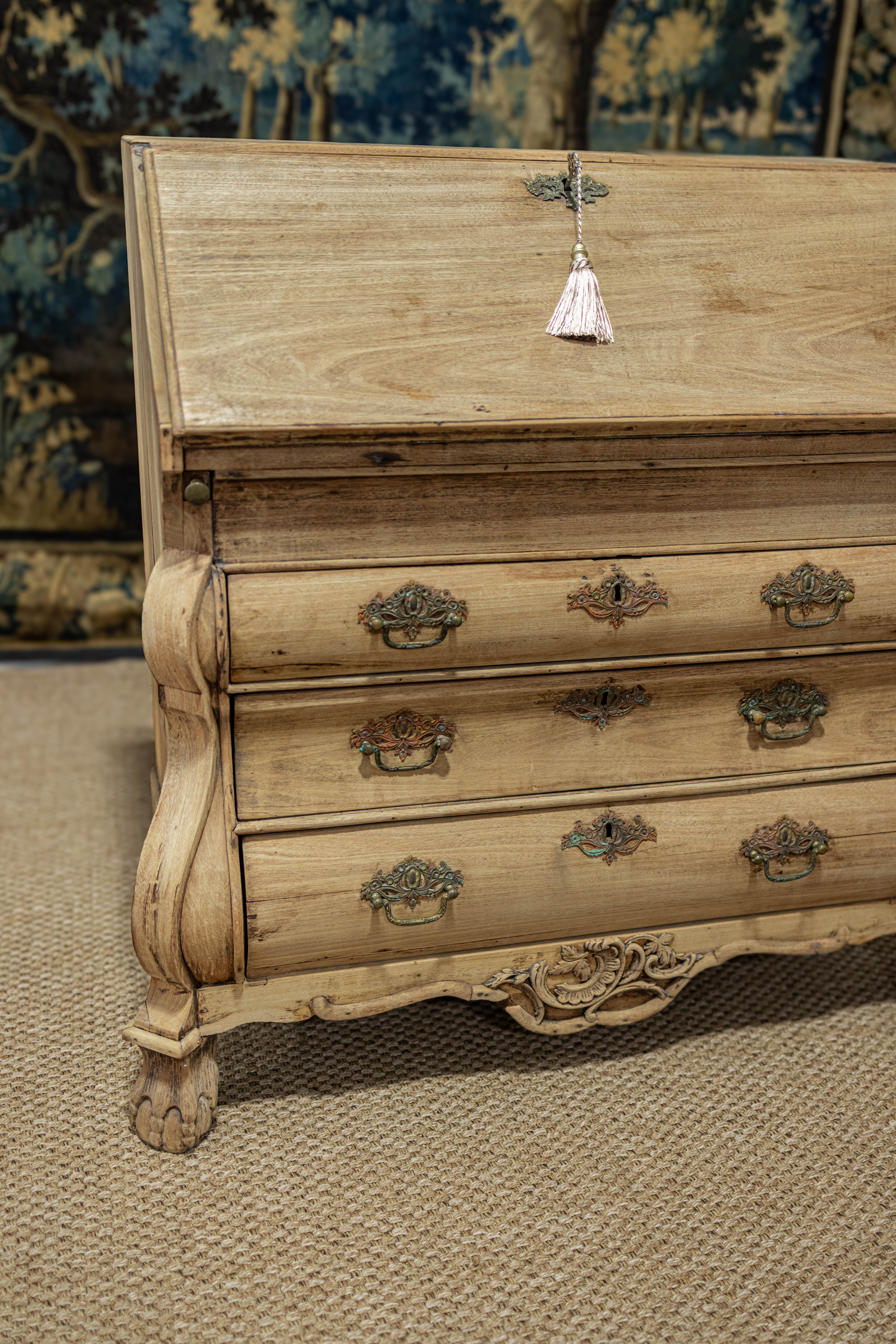 18th Century Dutch Bombe Secretary