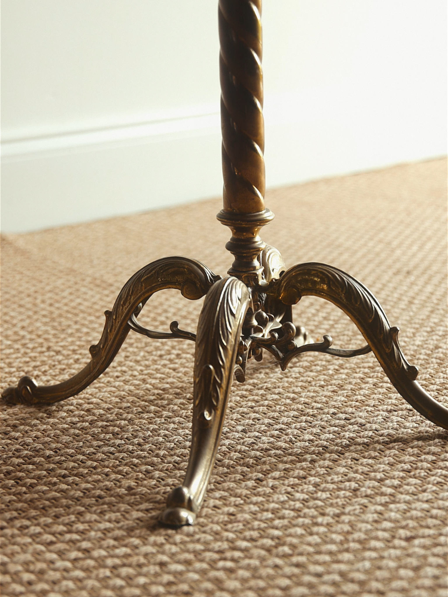 French Belle Époque Gilt Brass Coat Rack with Spiral Column