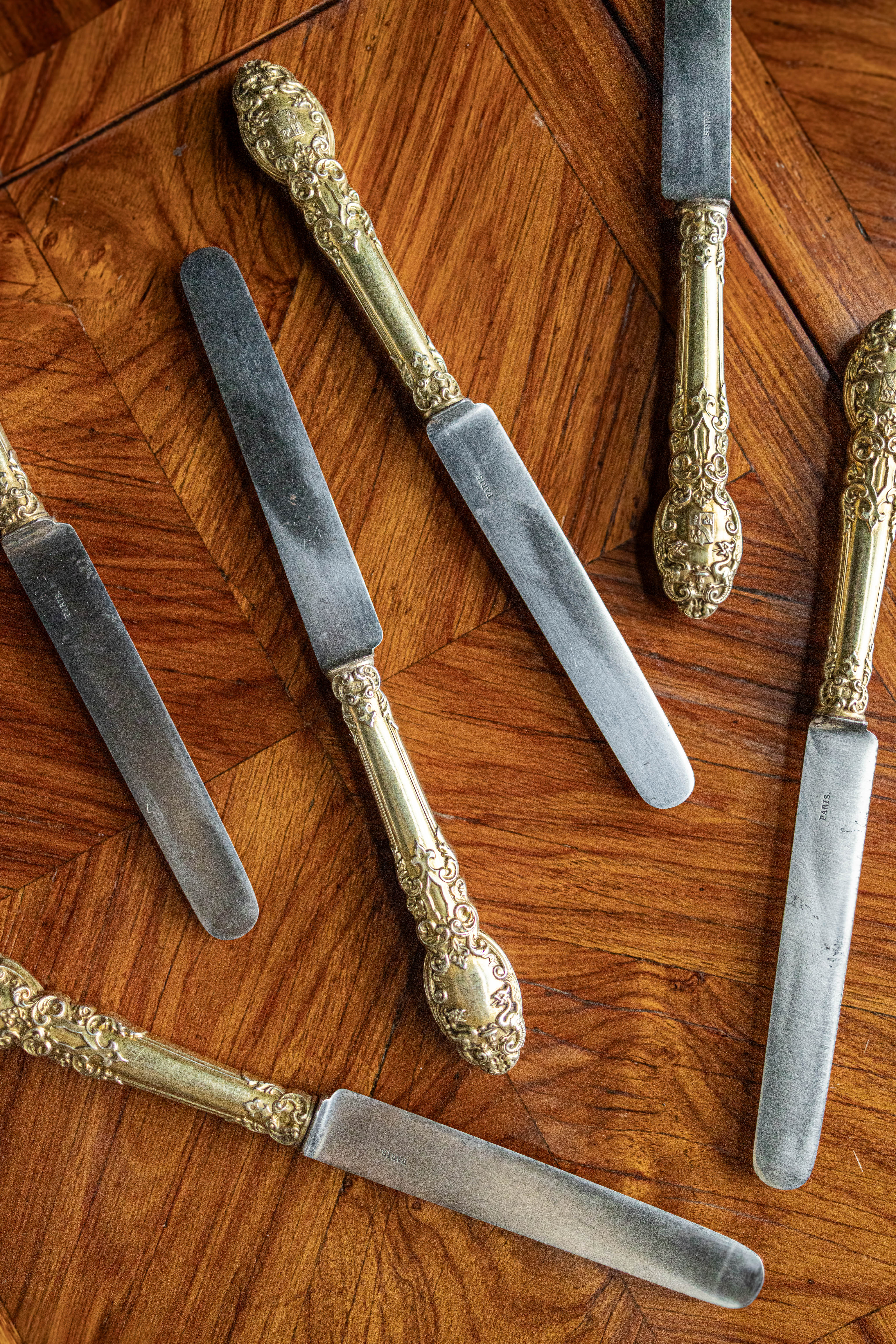 Set of 6 Paris Stamped Butter Knives