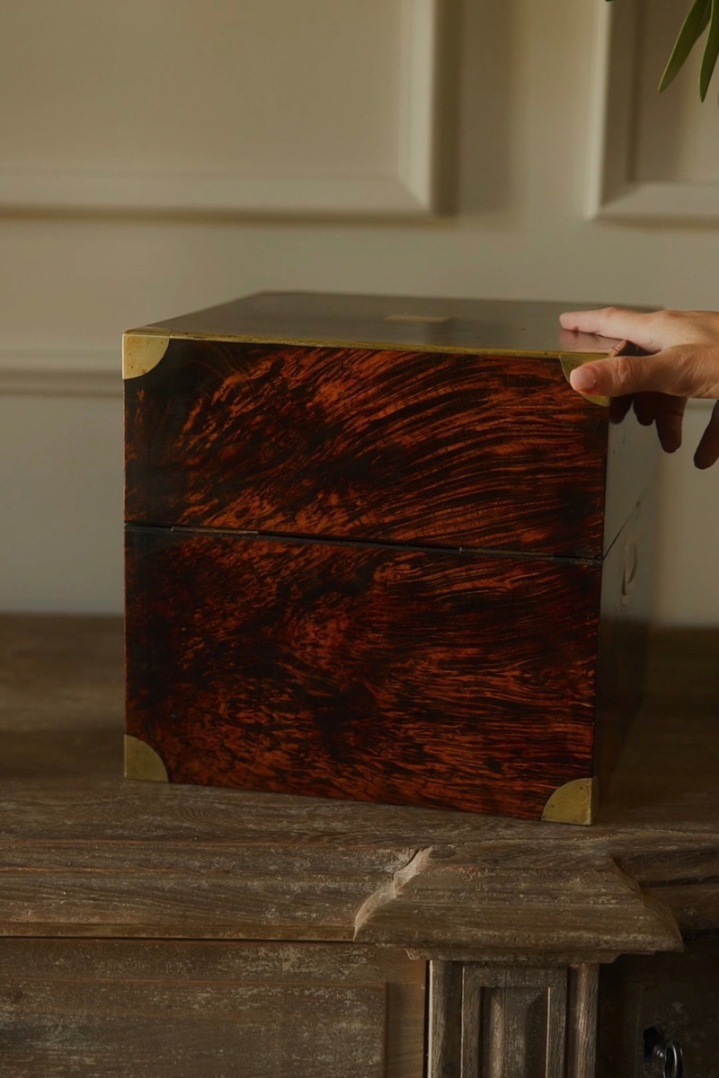 19th-Century Burl Wood Gentleman’s Dressing Box with Fitted Tray