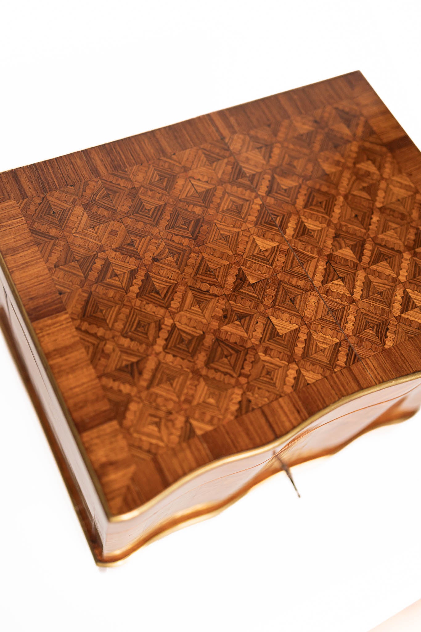 19th Century French Napoleon III Marquetry Tantalus Box with Etched Crystal Decanters