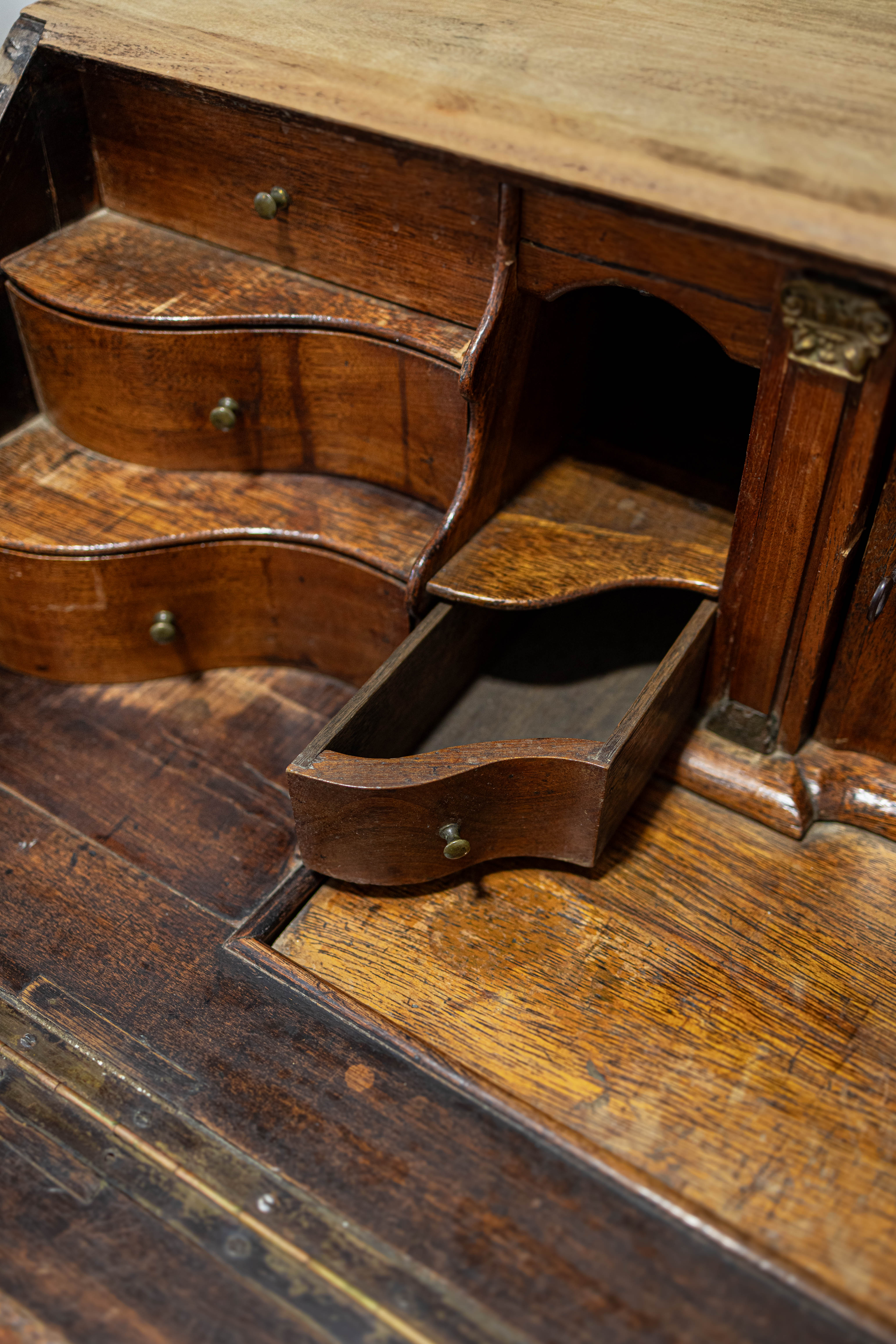 18th Century Dutch Bombe Secretary