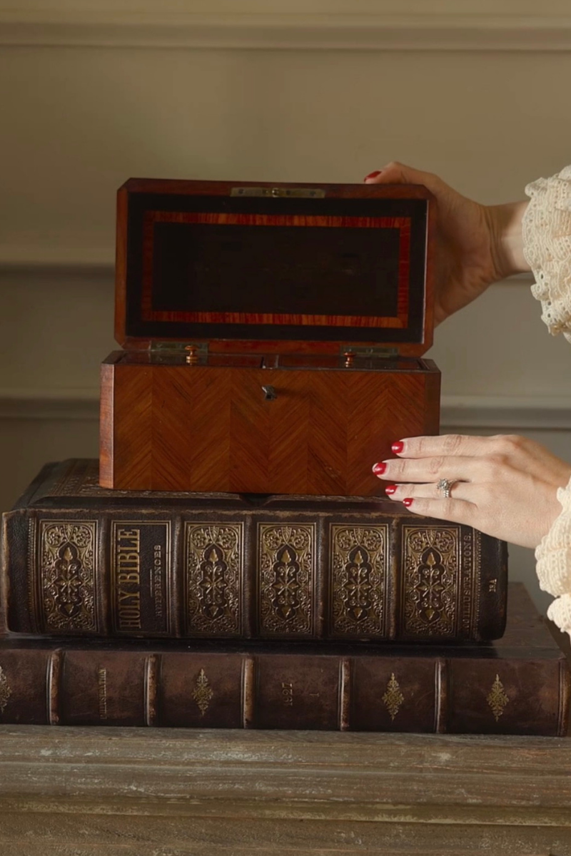 19th-Century French Mother-of-Pearl & Marquetry Tea Caddy