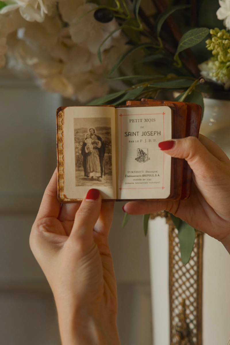 Early 20th-Century Belgian Miniature Devotional Book Set