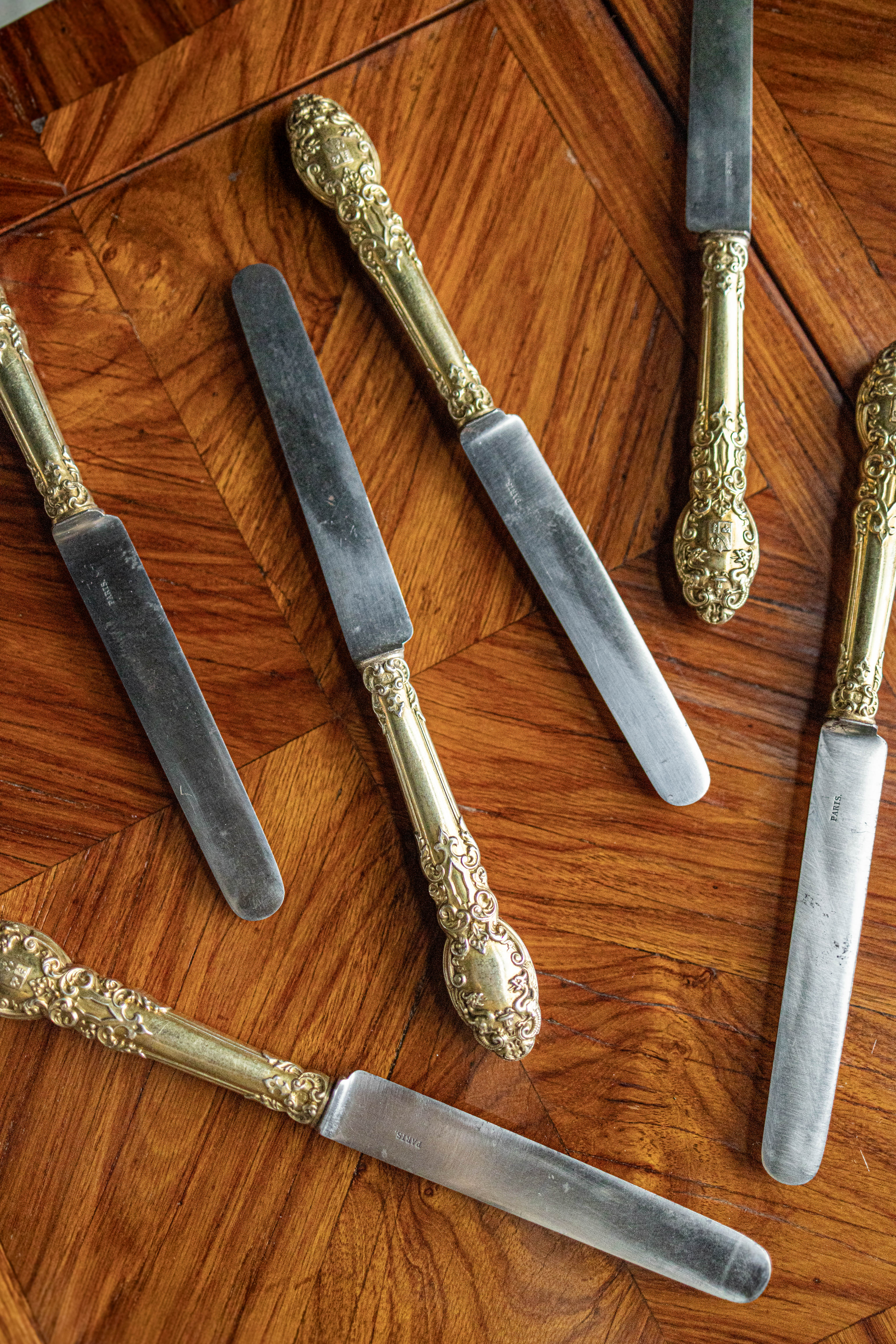Set of 6 Paris Stamped Butter Knives