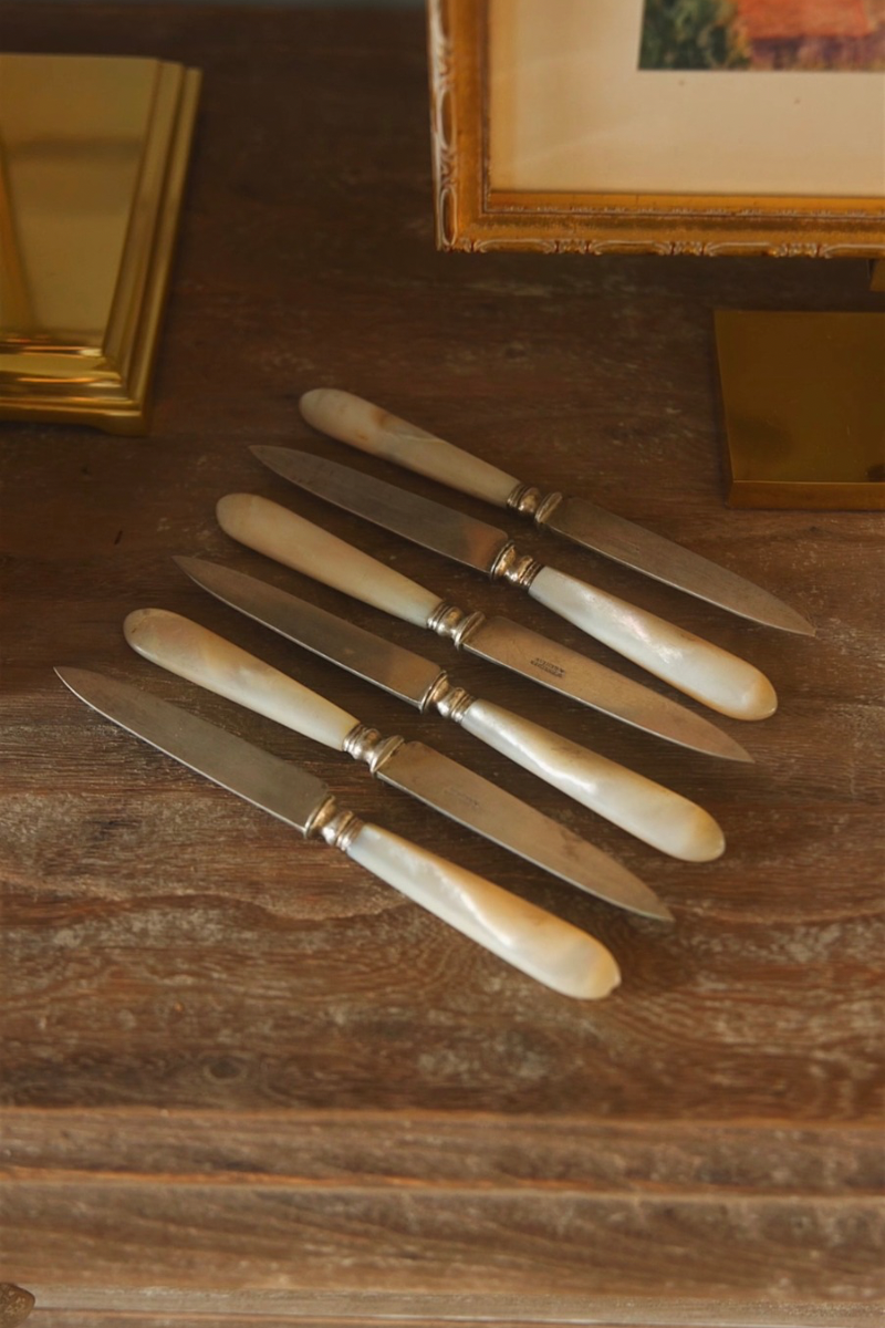 Set of French Mother of Pearl-Handled Knives by Schneider Genève