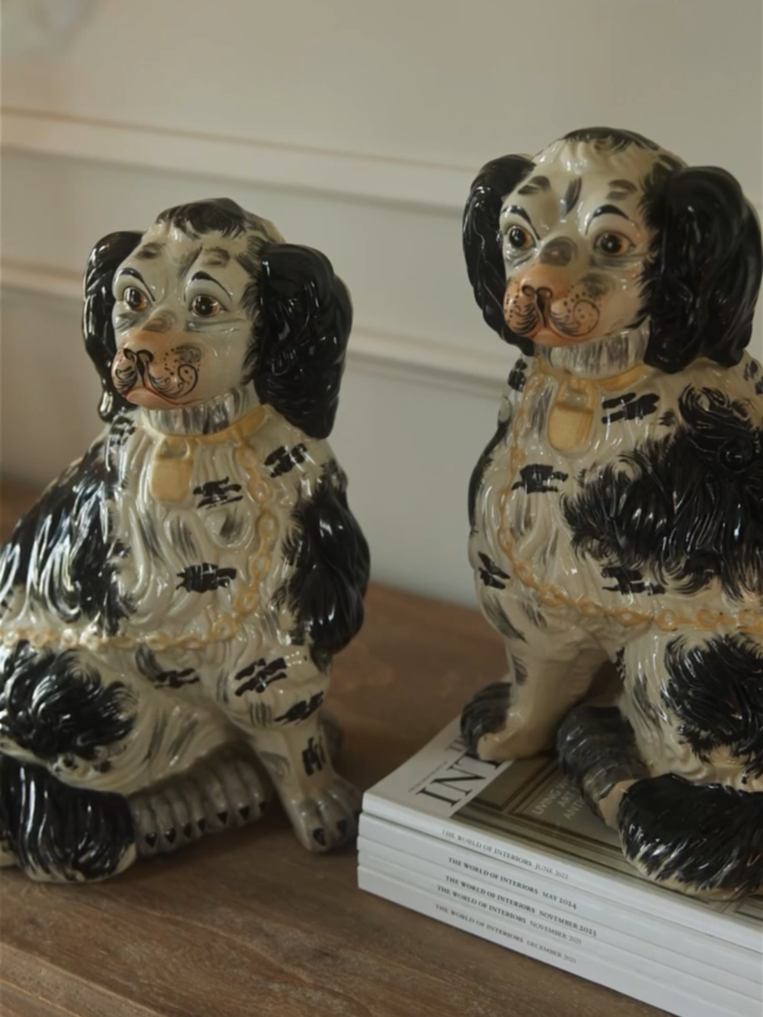 Early 20th Century English Staffordshire Style Spaniel Pair