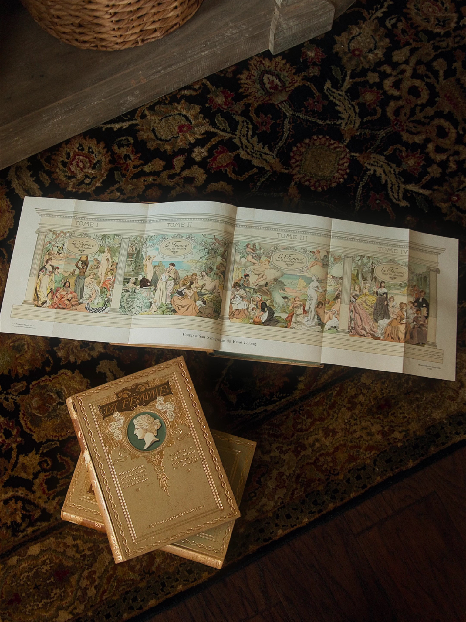 Early 20th-Century French La Femme — 4-Volume Illustrated Edition, Maison Editeur Bonc & Cie