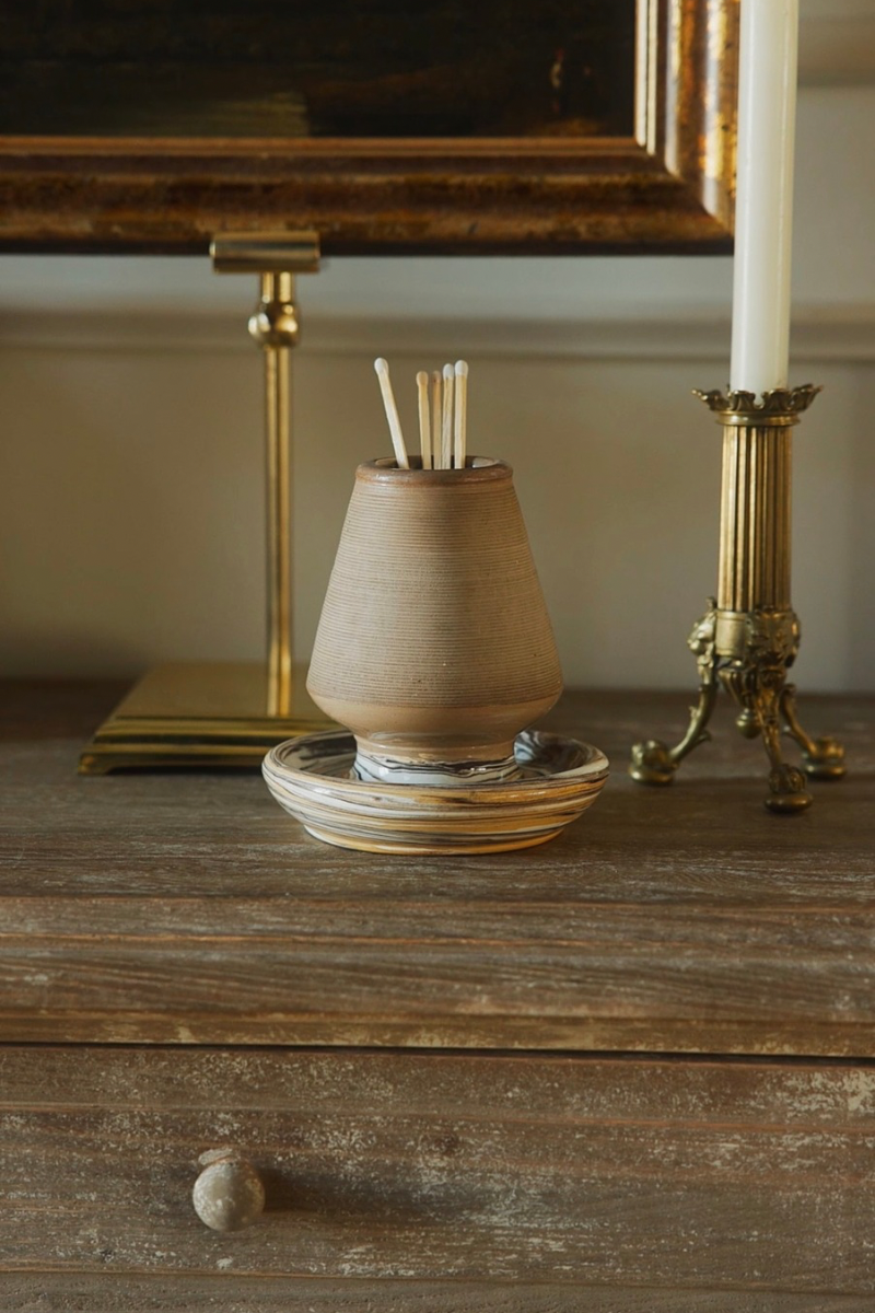 Ribbed Ceramic Marbalized Pyrogène