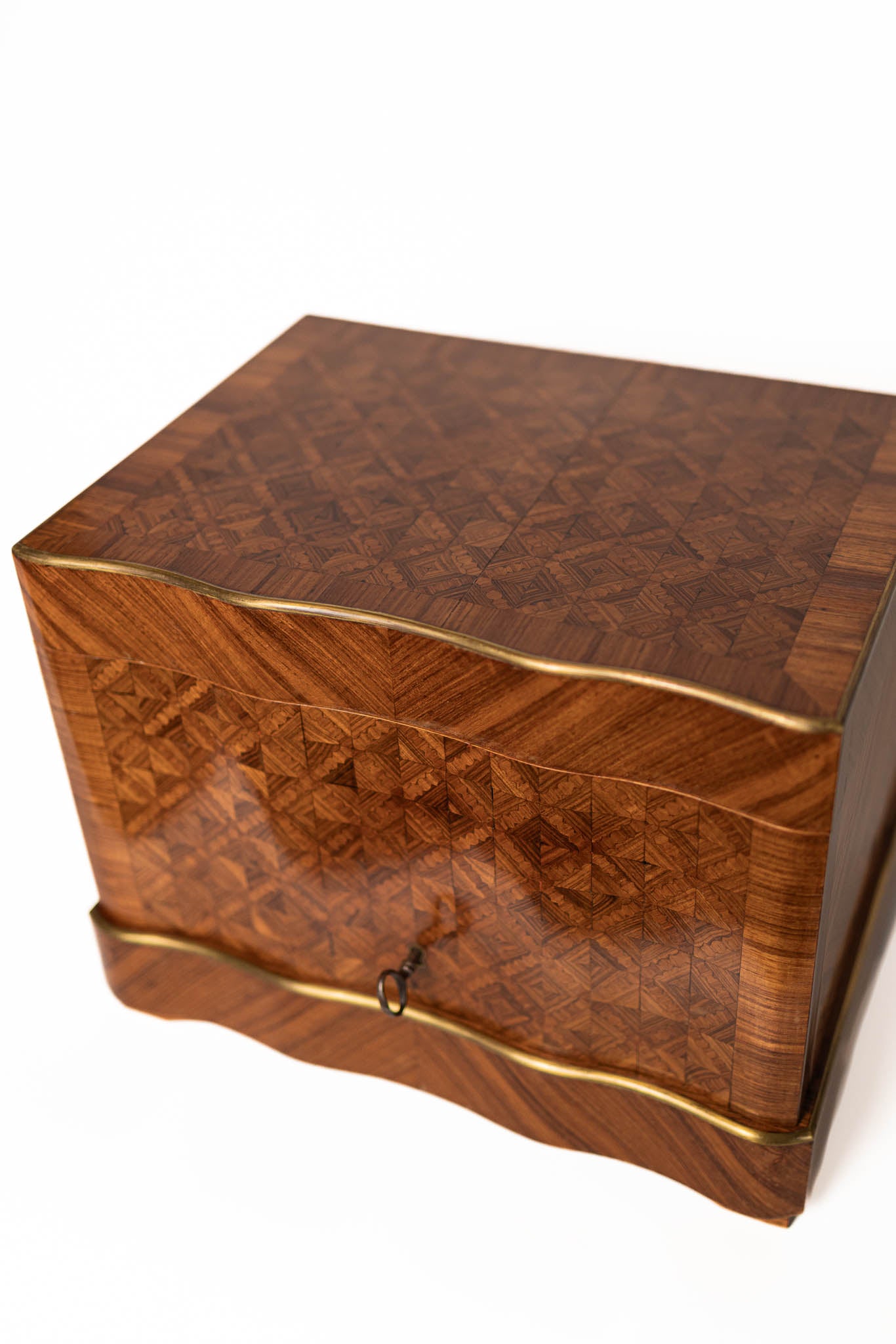 19th Century French Napoleon III Marquetry Tantalus Box with Etched Crystal Decanters