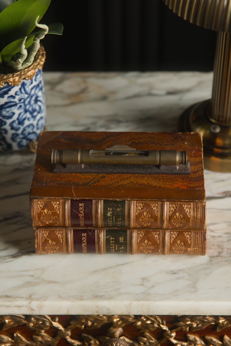Antique Brass Level