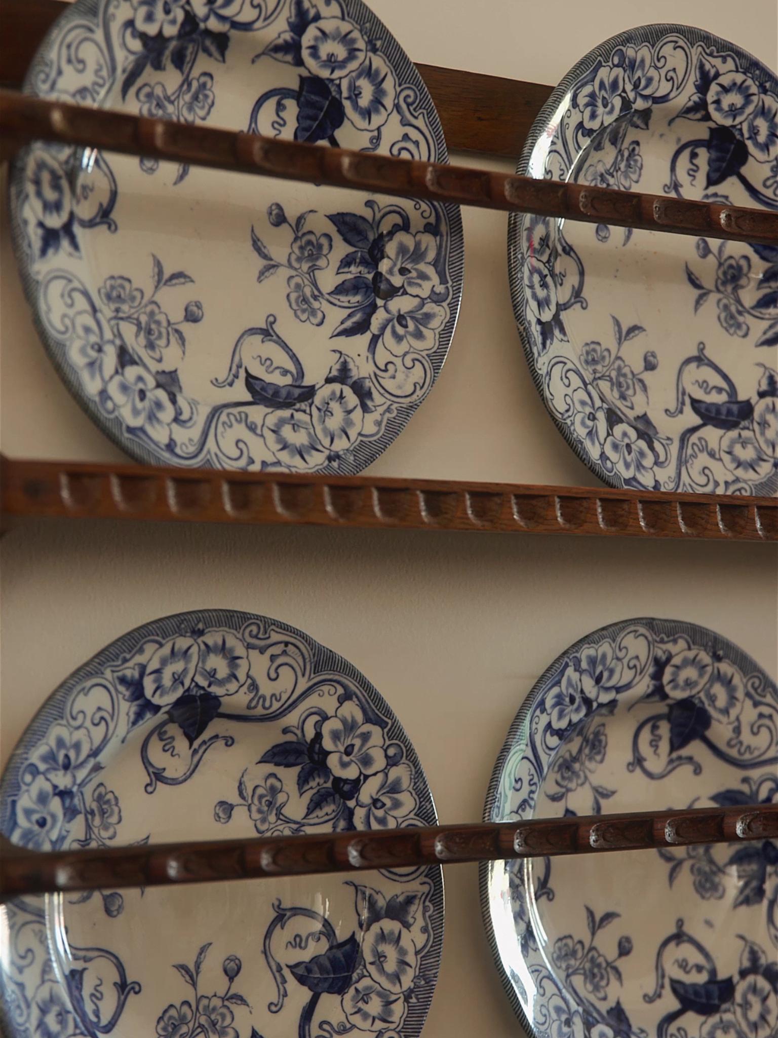 Set of 6 Petrus Regout “Flora” Blue & White Plates with Matching Compote