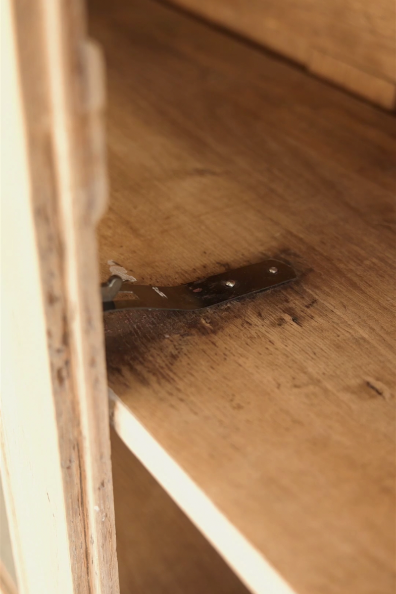 19th Century French Provincial Glazed Oak Cabinet with Paneled Sides