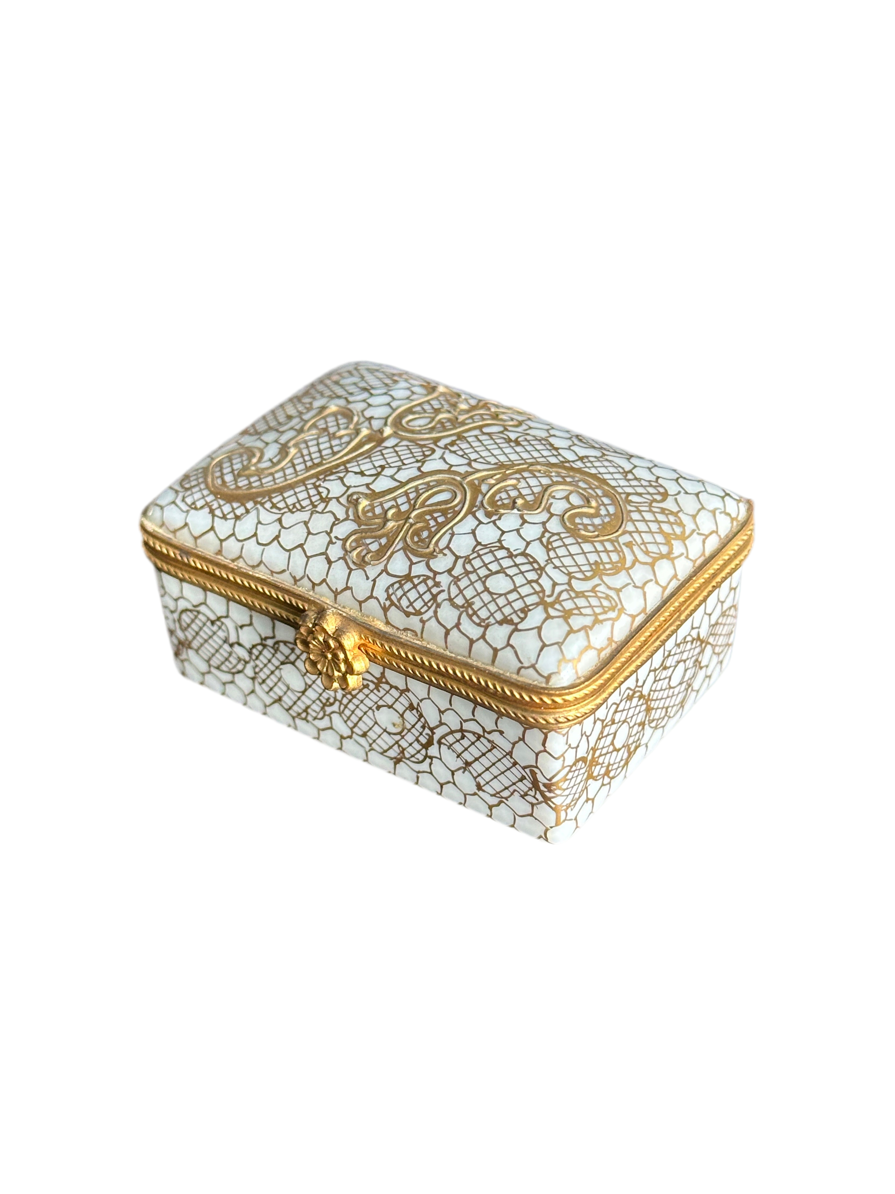 Antique Hang Painted Gilt Limoge Box - 4