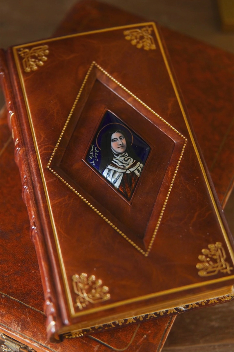 1920s French Devotional Missal with Hand-Painted Limoges Enamel of Sainte Thérèse