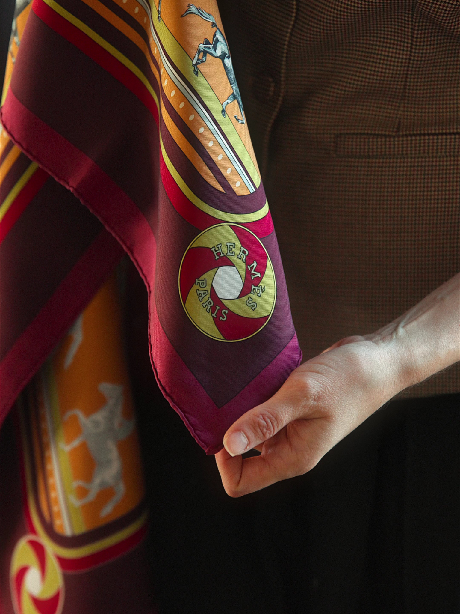 Hermès Silk Scarf — “Cavalerie d’Étrier” in Rouge & Or