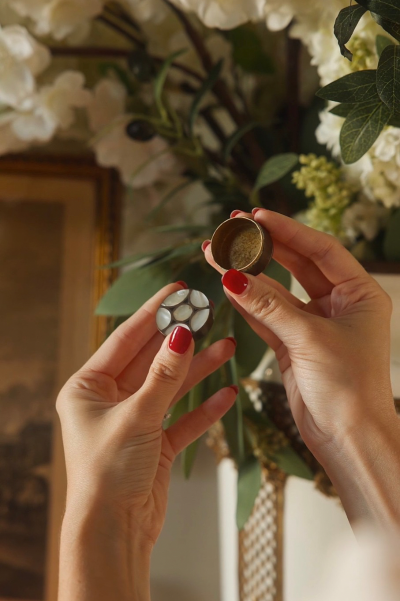 Mother of Pearl Inlaid Snuff Box