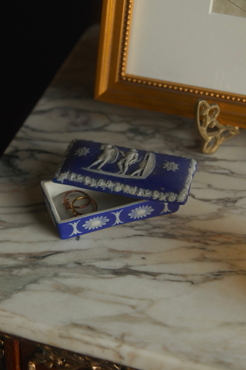 Mid-20th Century Wedgwood Jasperware Trinket Box in Cobalt Blue with Classical Relief