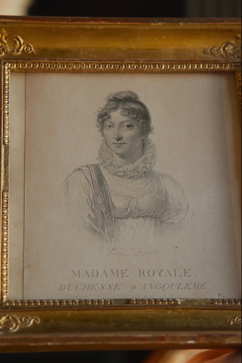 Pair of Early 19th-Century French Royal Portrait Engravings of Louis XVIII & Madame Royale, Duchesse d’Angoulême