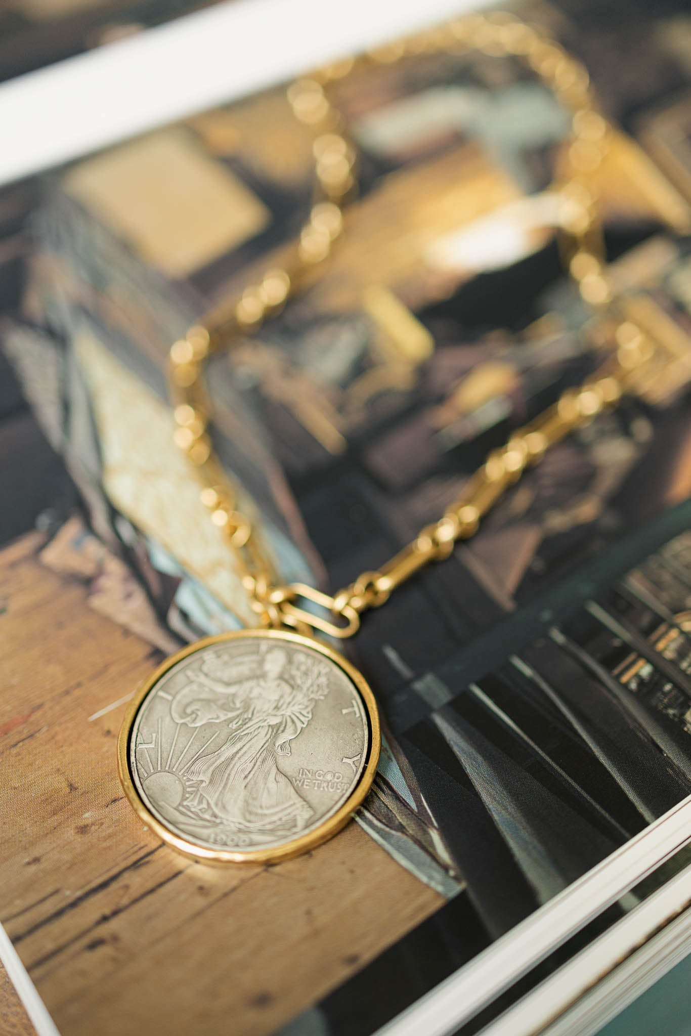 Liberty Coin Necklace - Detailed Short Chain