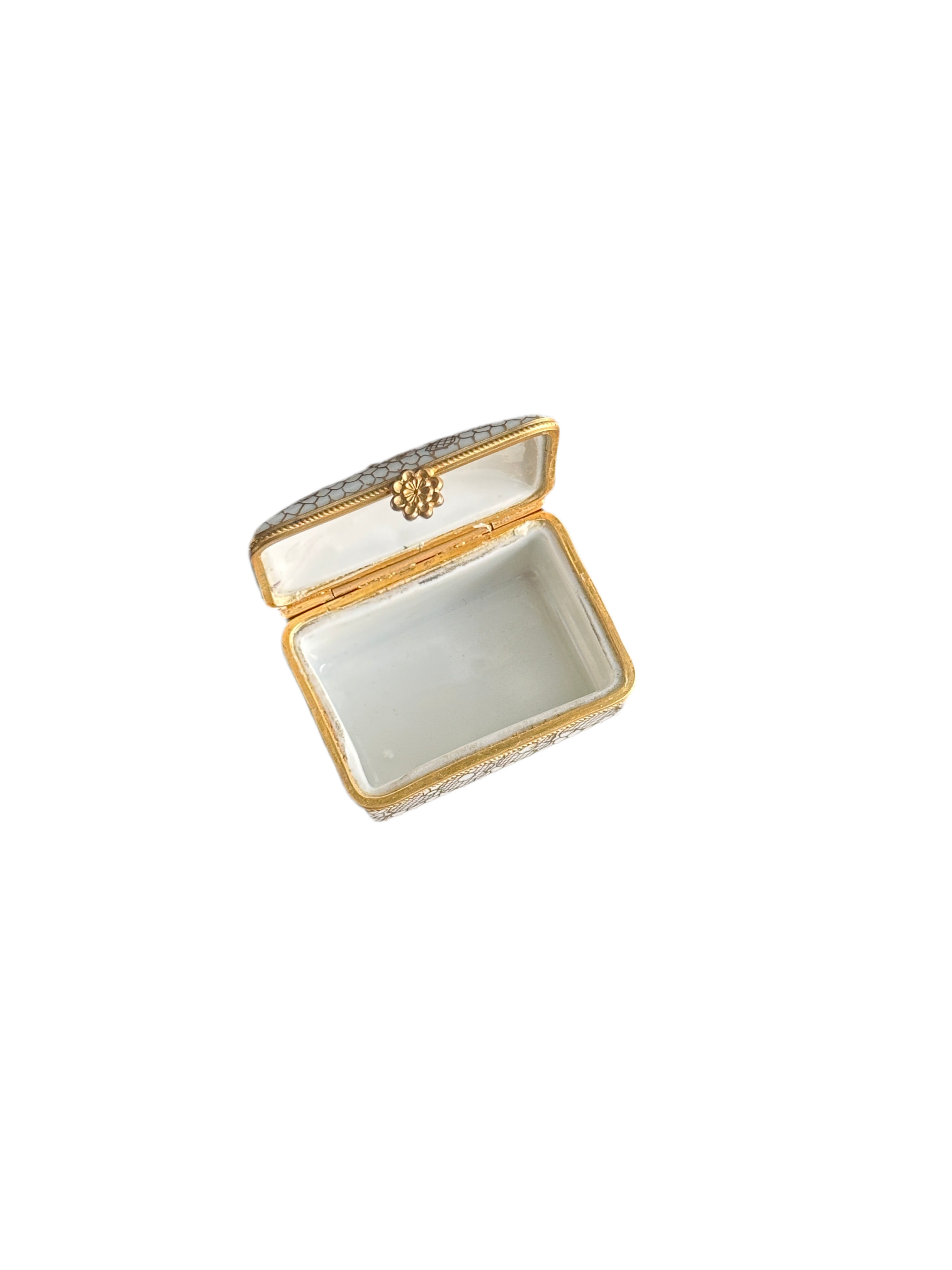 Antique Hang Painted Gilt Limoge Box - 4