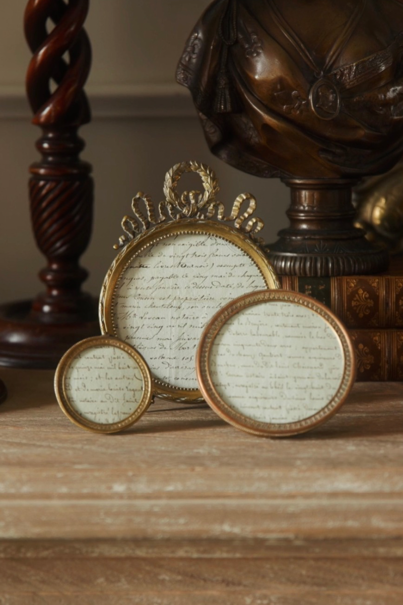 Late 19th Century French Circular Brass Pendant Portrait Frame - Small