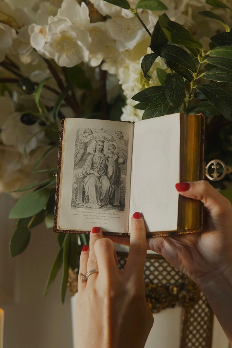 1867 French “Paroissien Romain” Prayer Book — Gilt-Decorated Leather Binding with Ornamental Clasp