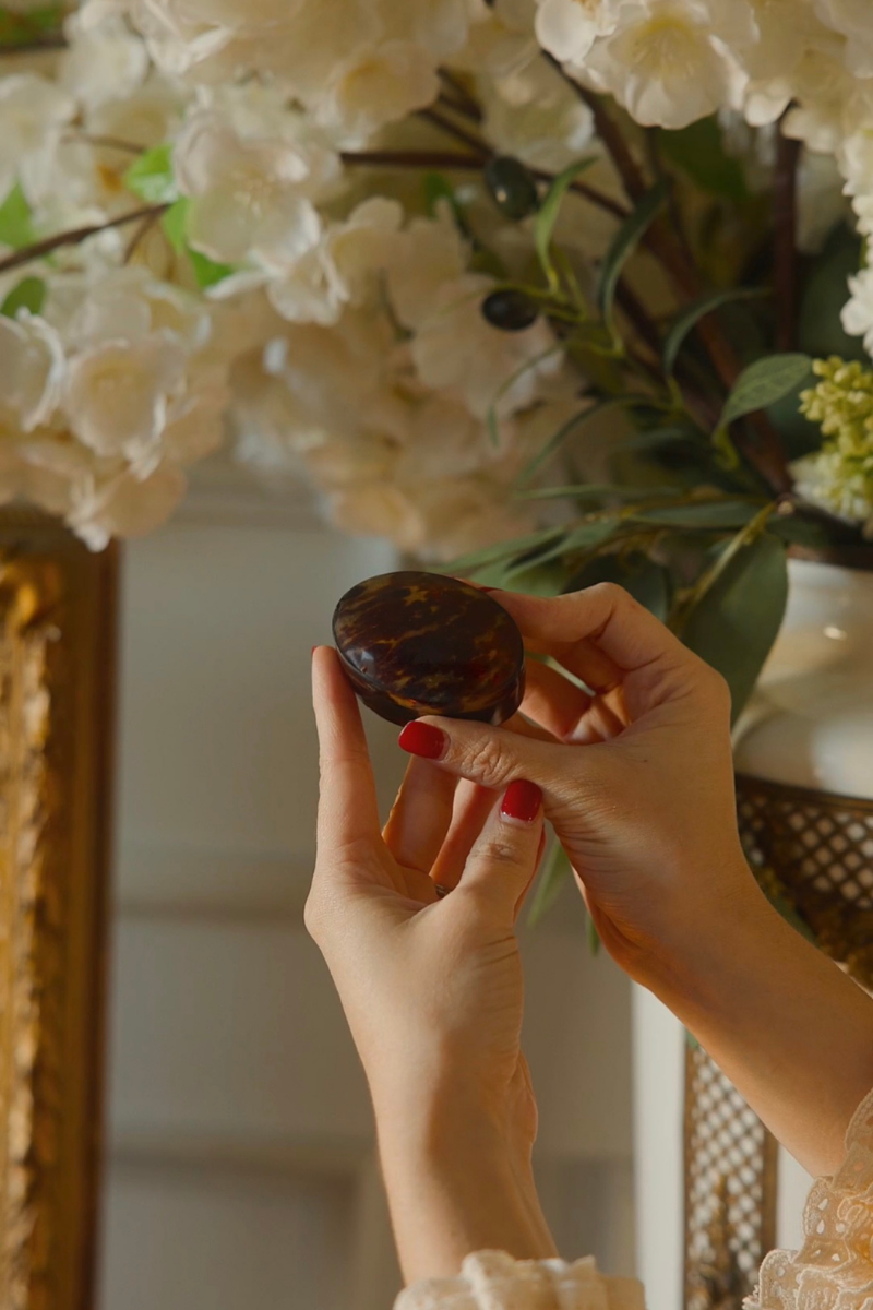 Oval Tortoiseshell Box with Lift-Off Lid