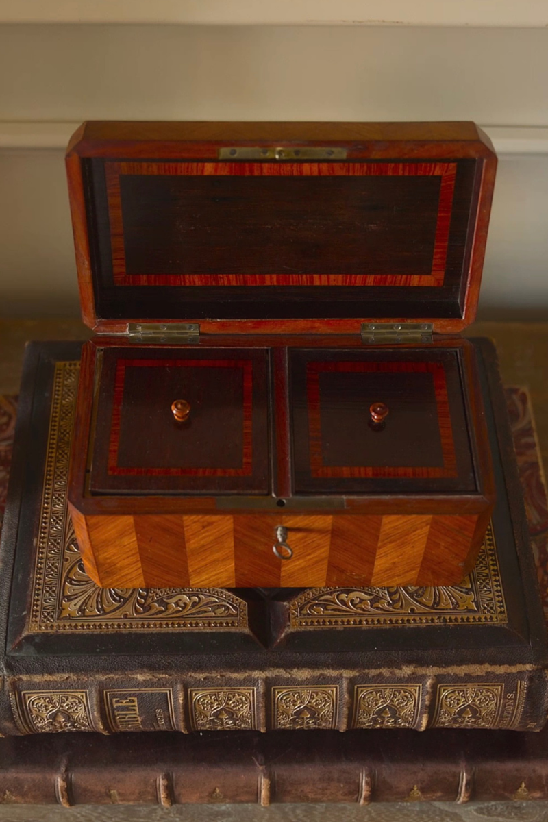 19th-Century French Mother-of-Pearl & Marquetry Tea Caddy