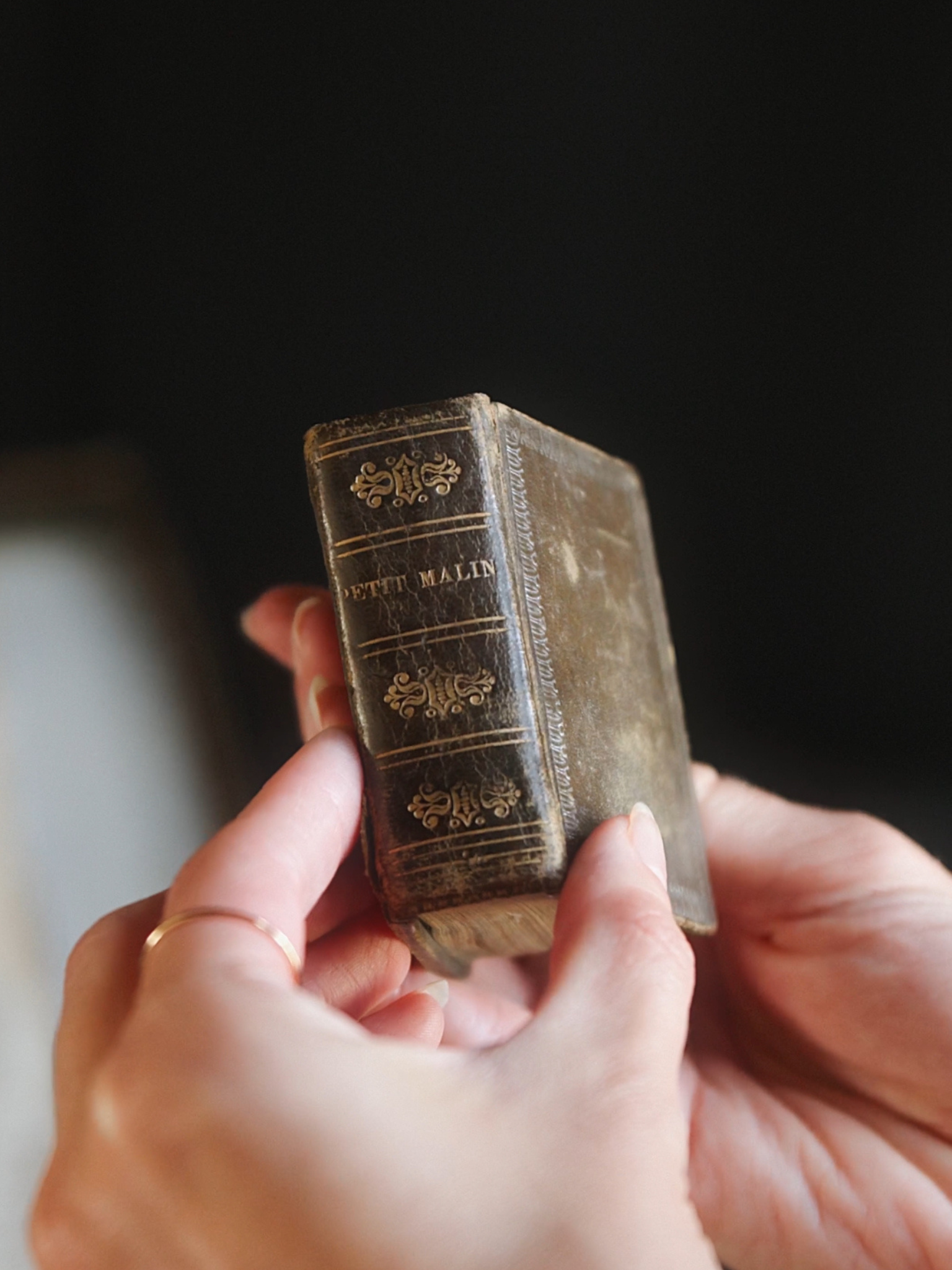 1815 Miniature French Songbook - Le Petit Malin de 1815, ou Jolies Chansons