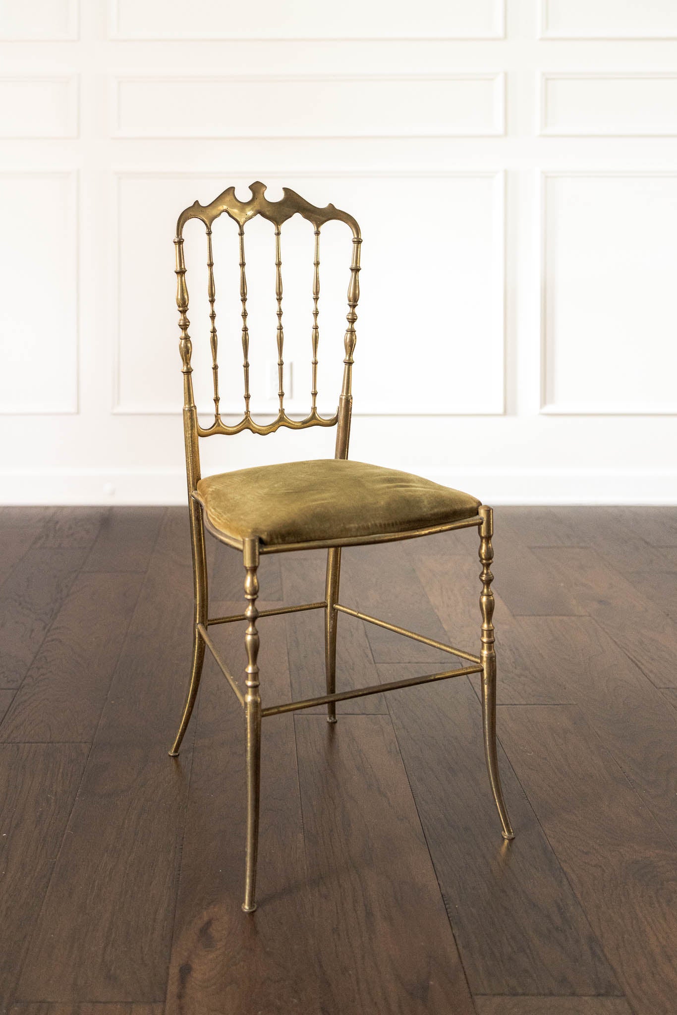 Moss Italian Chiavari Chair