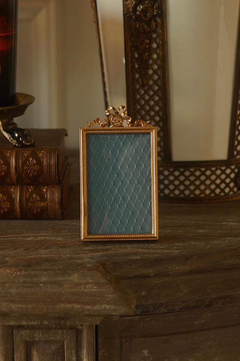 19th C. Antique French Louis XVI Gilt Bronze Ribbon Crest Portrait Frame