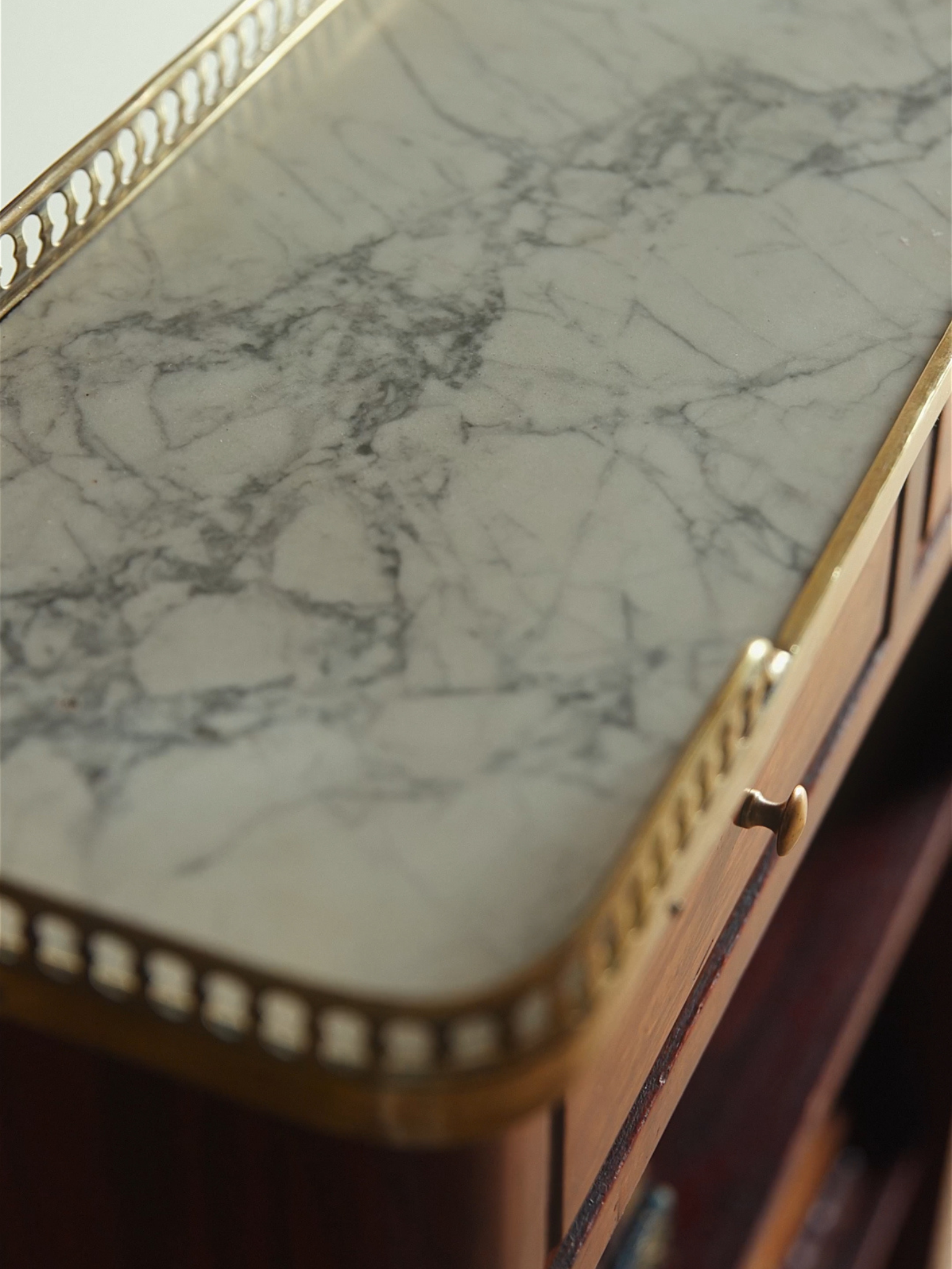 French Louis XVI Mahogany Étagère with Marble Top & Brass Gallery