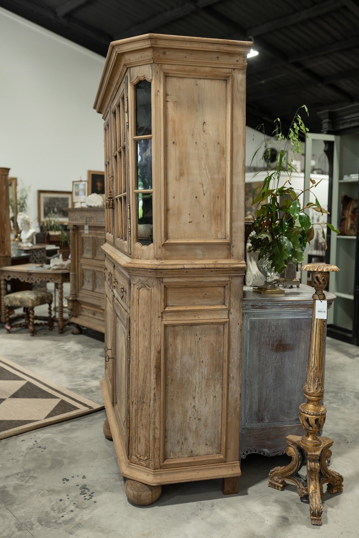 Late 18th Century French Provincial Oak Buffet à Deux Corps