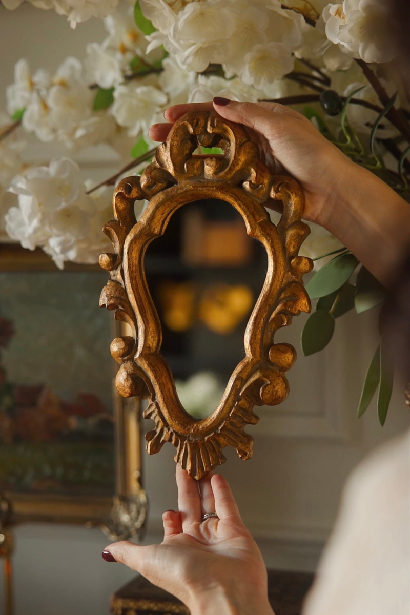 Florentine-Style Giltwood Cartouche Mirror