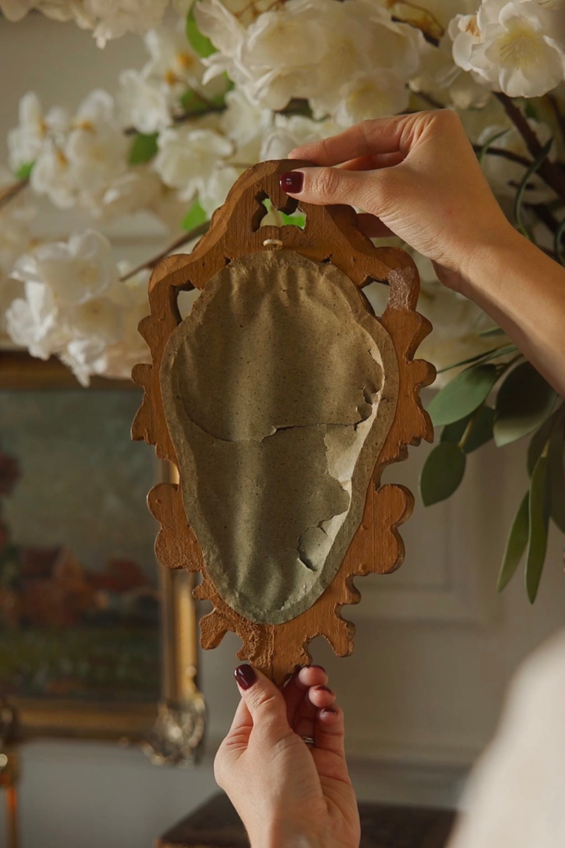 Florentine-Style Giltwood Cartouche Mirror